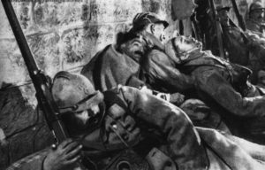 Verdun 1916: Franska soldater i Fort Vaux