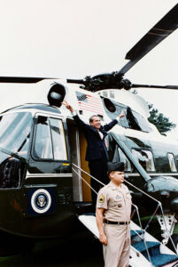 Watergate-skandalen tvingade president Nixon att avgå i förtid.