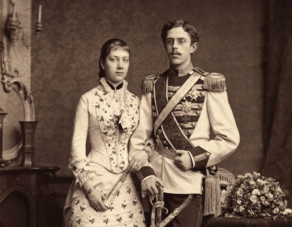 Viktoria och Gustaf (V), förlovningsfoto 1881